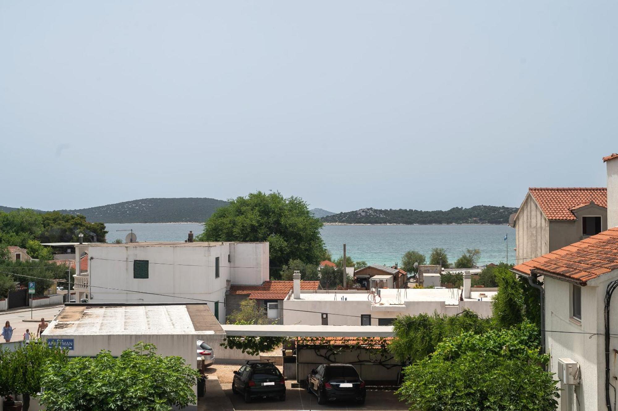 Apartment Ervin Vodice Exterior photo