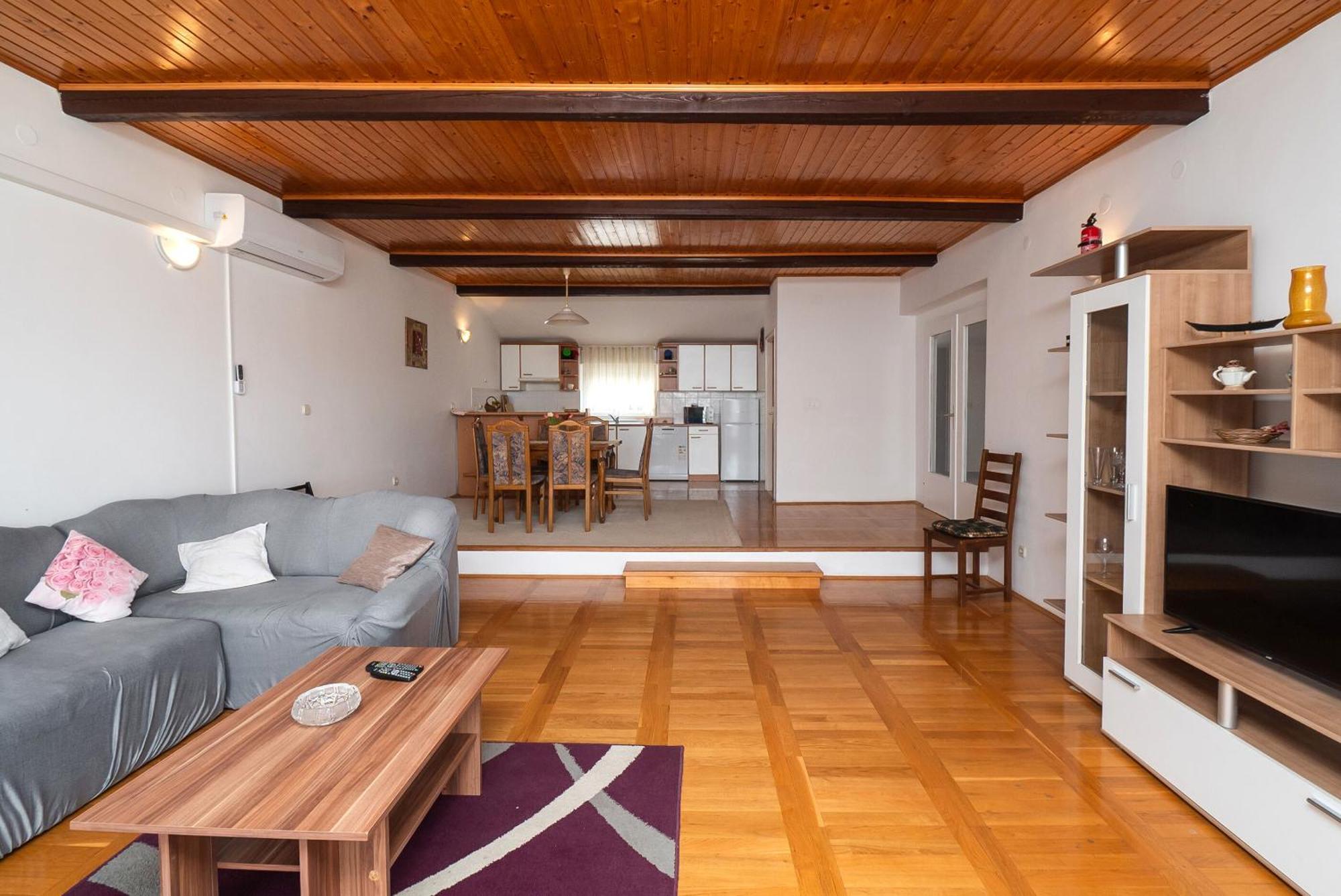 Apartment Ervin Vodice Exterior photo