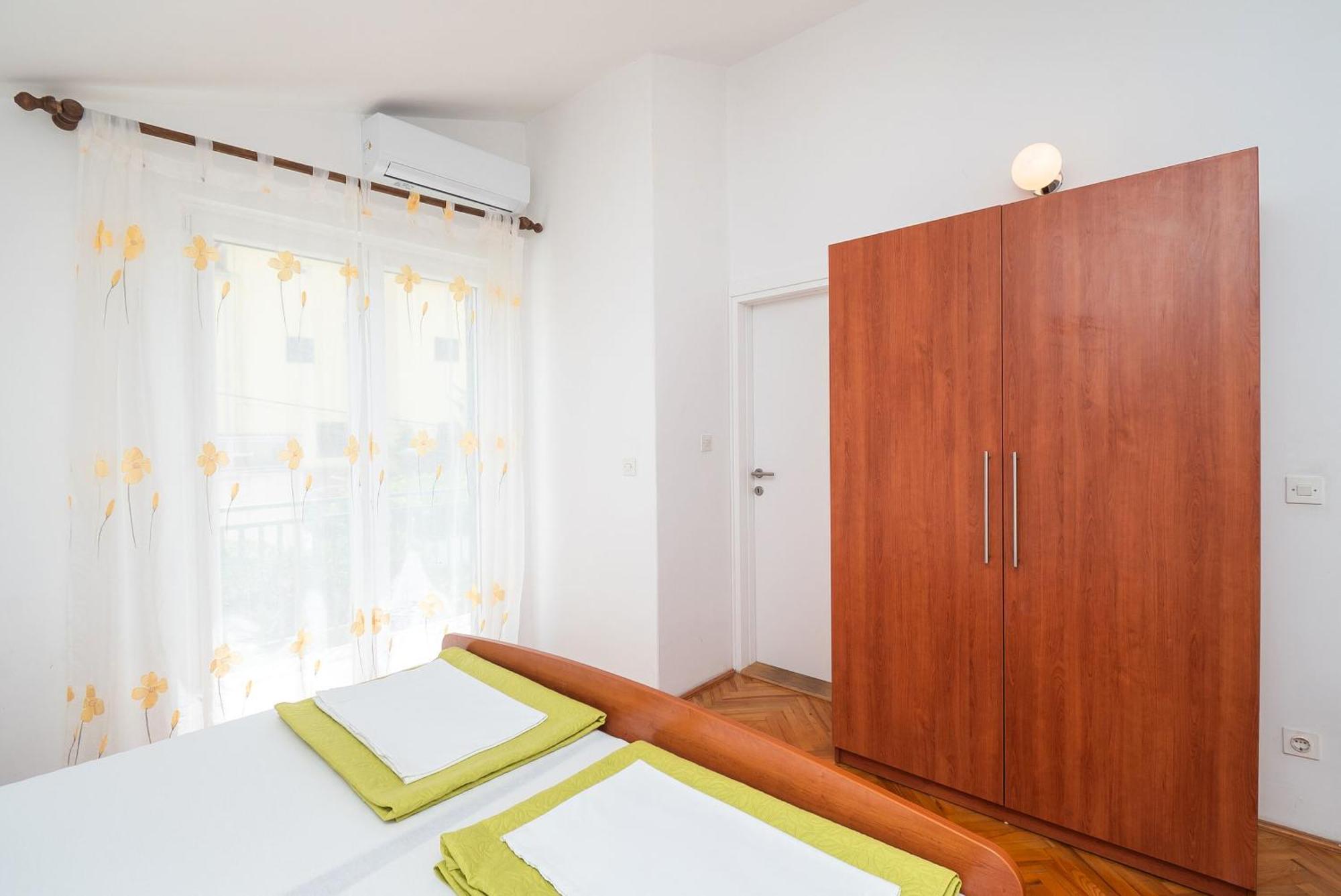 Apartment Ervin Vodice Exterior photo
