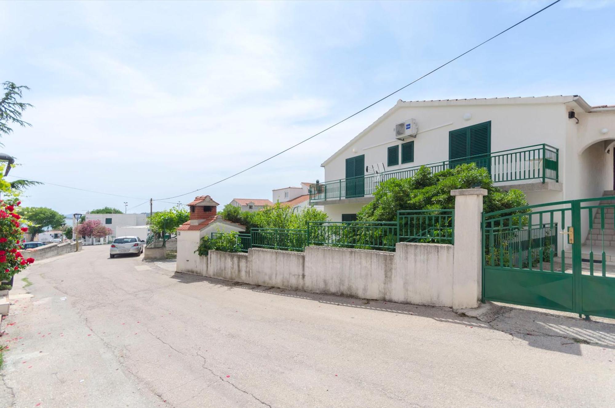 Apartment Ervin Vodice Exterior photo
